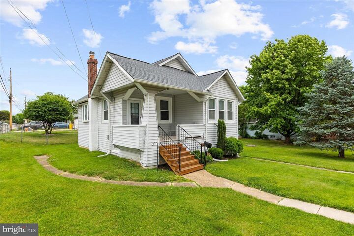 Property Photo: 40 Hampton Road MD 21090