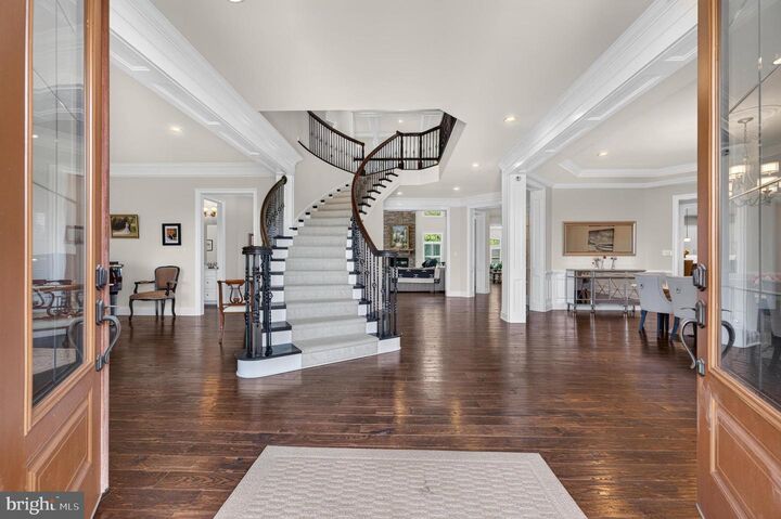 Property Photo: 700 Walton Court NJ 08057