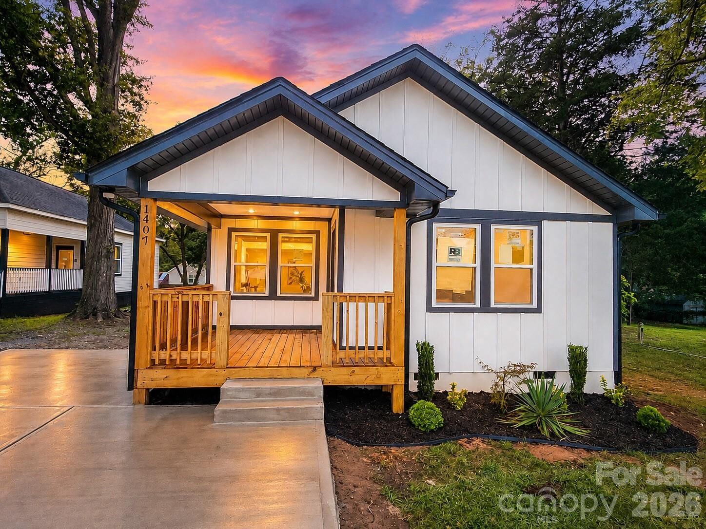 Property Photo: 1407 Birch Street NC 28081