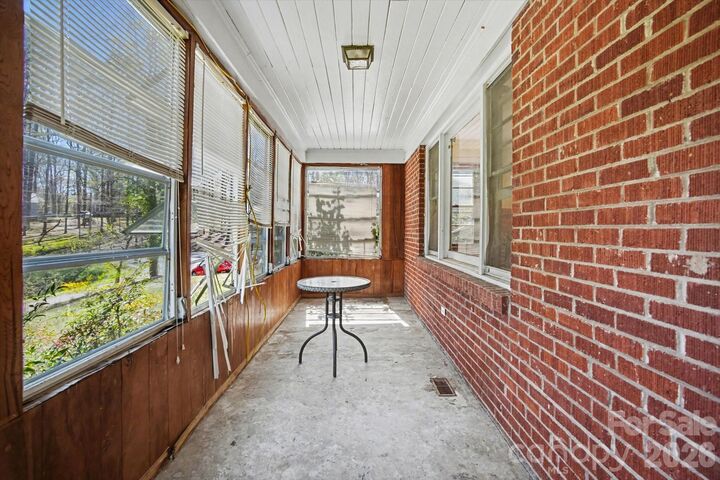 Property Photo:  105 Shelton Circle  NC 28170 