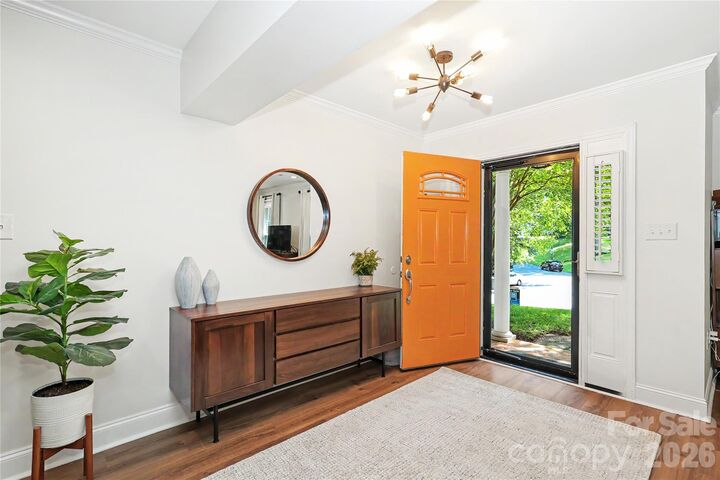 Property Photo: 2701 Creekbed Lane NC 28210