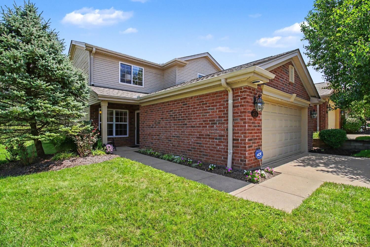 Property Photo: 6976 Aspen Point Court OH 45247