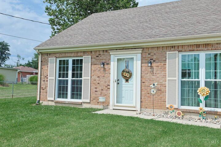 Property Photo:  1986 Vanda Avenue  OH 45013 