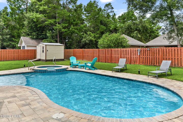 Property Photo: 12815 Merial Pass FL 32409