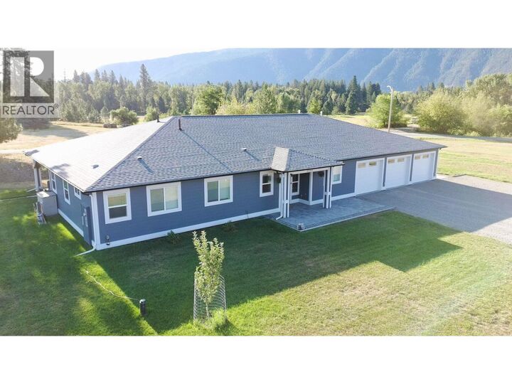 Property Photo: 6560 25th Street BC V0H 1H0