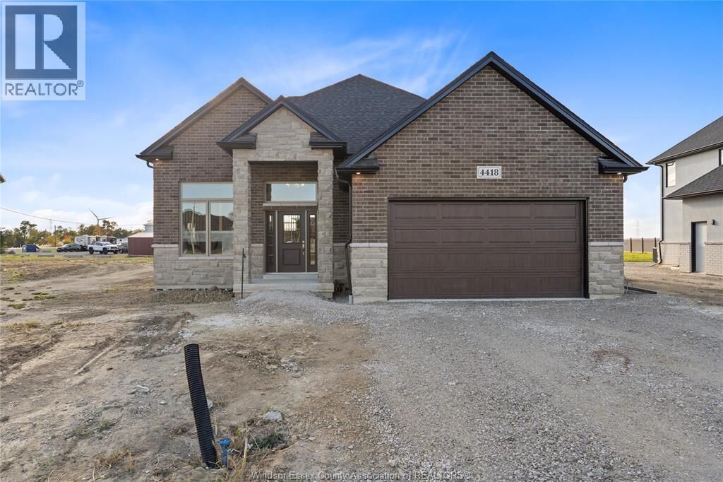 Property Photo:  116 Bloomington Way  ON N7L 0H1 