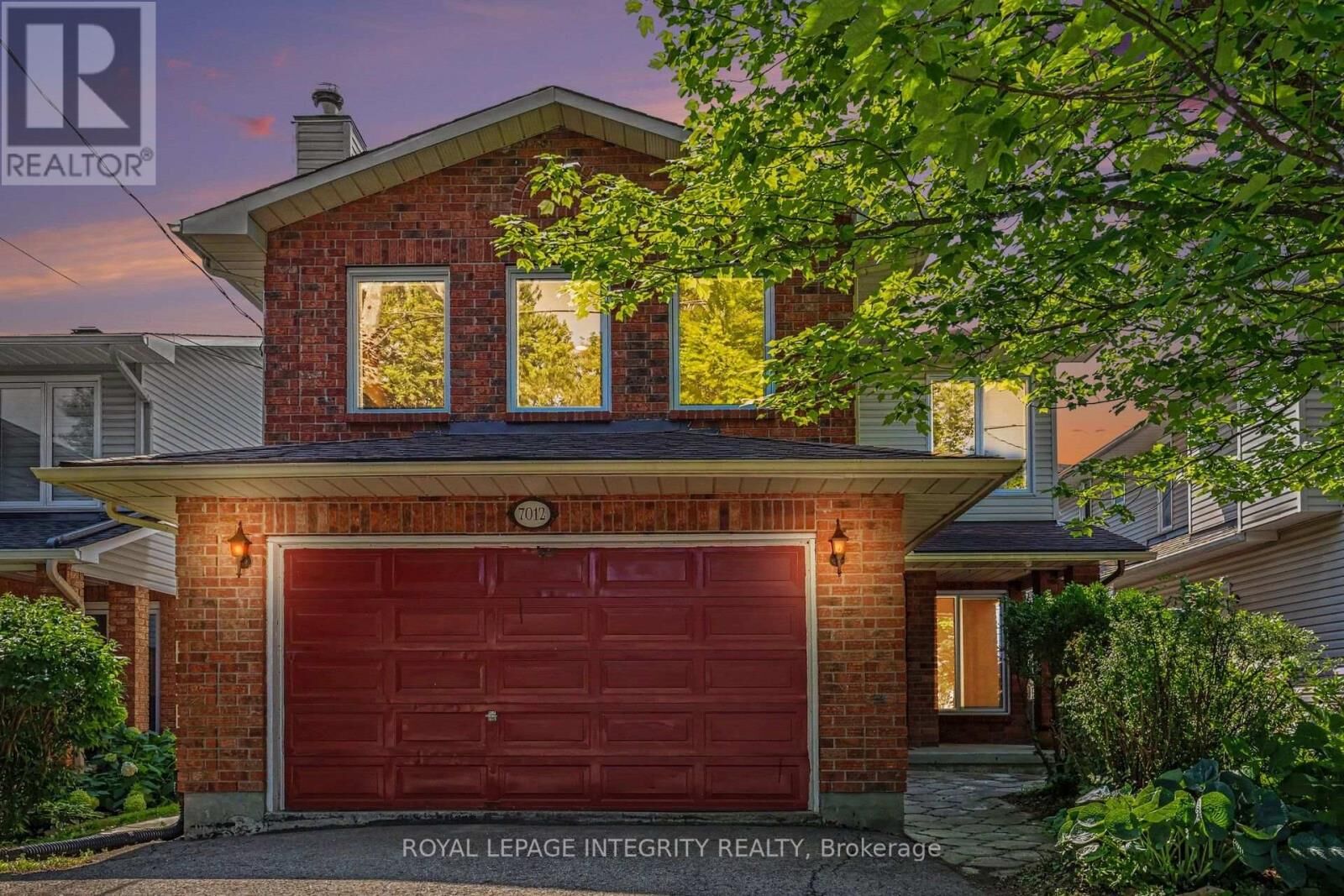Property Photo: 7012 Notre Dame Street ON K1C 1H7