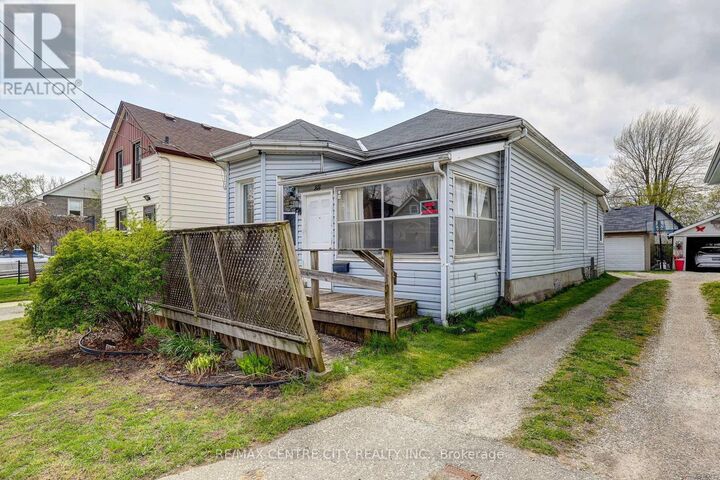 Property Photo: 88 Flora Street ON N5P 2X6