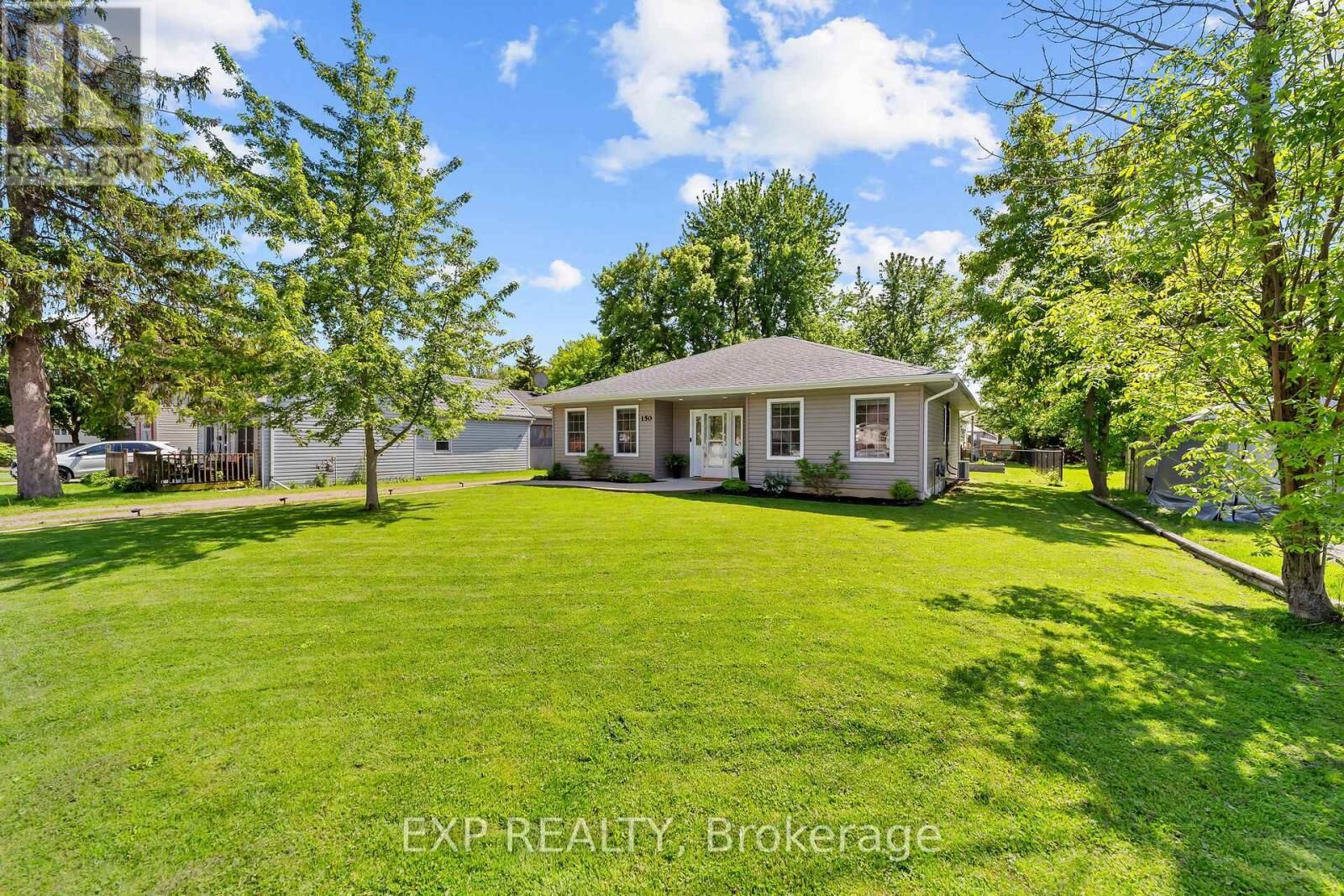 Property Photo: 150 O'Mara Street ON N0L 1M0