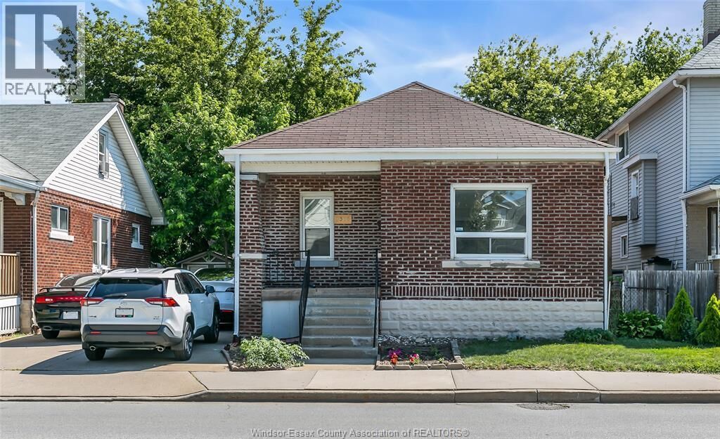 Property Photo:  2366 Howard  ON N8X 3V3 