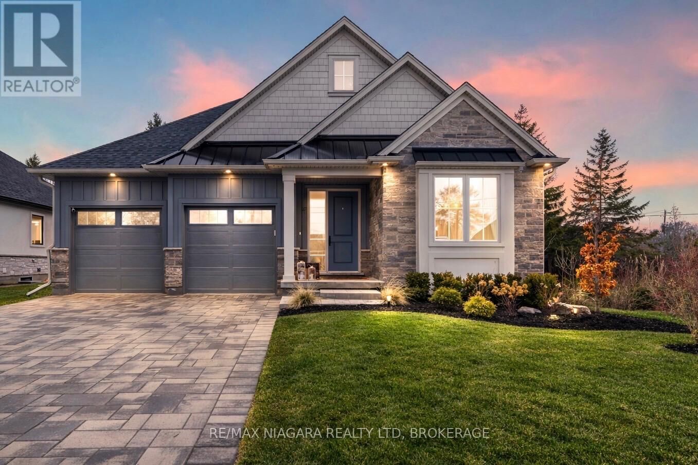 Property Photo:  27 Maple Leaf Avenue South  ON L0S 1N0 