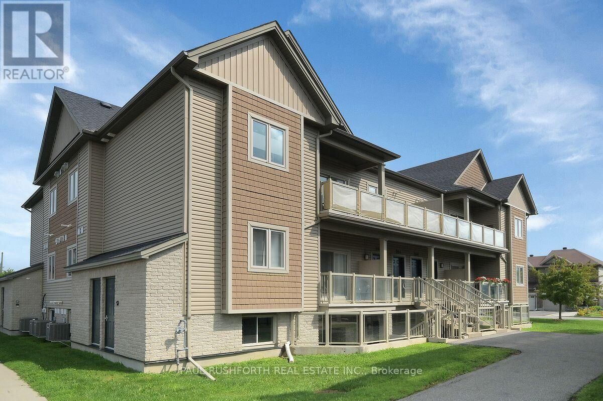 Property Photo:  260 Big Sky Private  ON K1T 0M8 