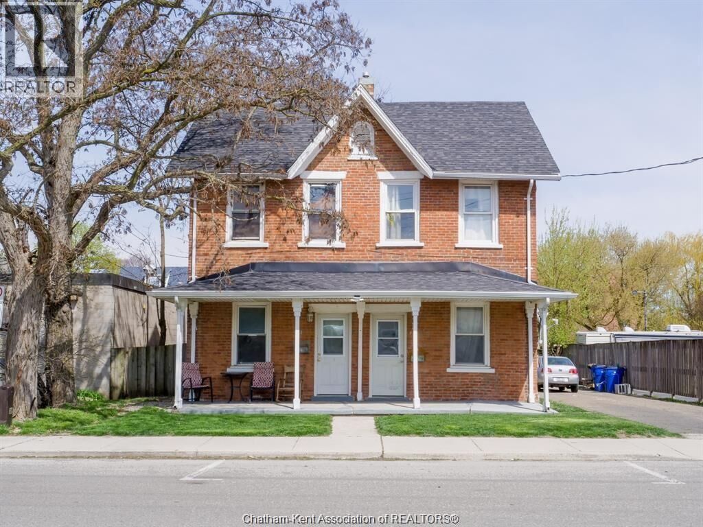 Property Photo:  41 Adelaide Street South  ON N7M 4R1 