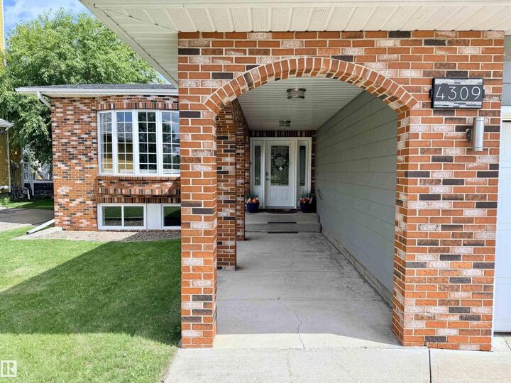 Property Photo:  4309 53 St  AB T0A 3A4 