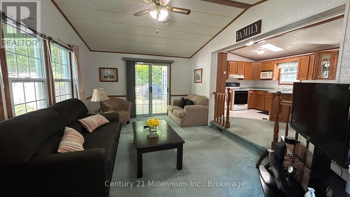 Property Photo: 41 The Boardwalk ON L9Z 3A8
