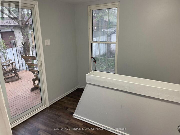 Property Photo: 986 Bridge Avenue ON N9B 2N1