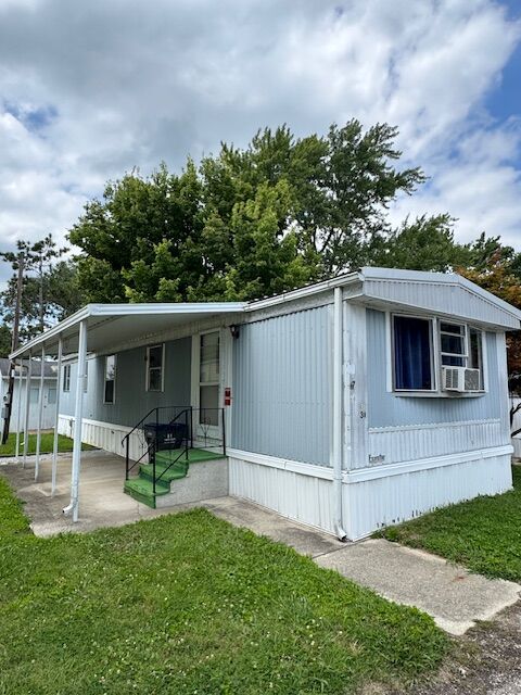 Property Photo:  6254 US-40 30  OH 45371 