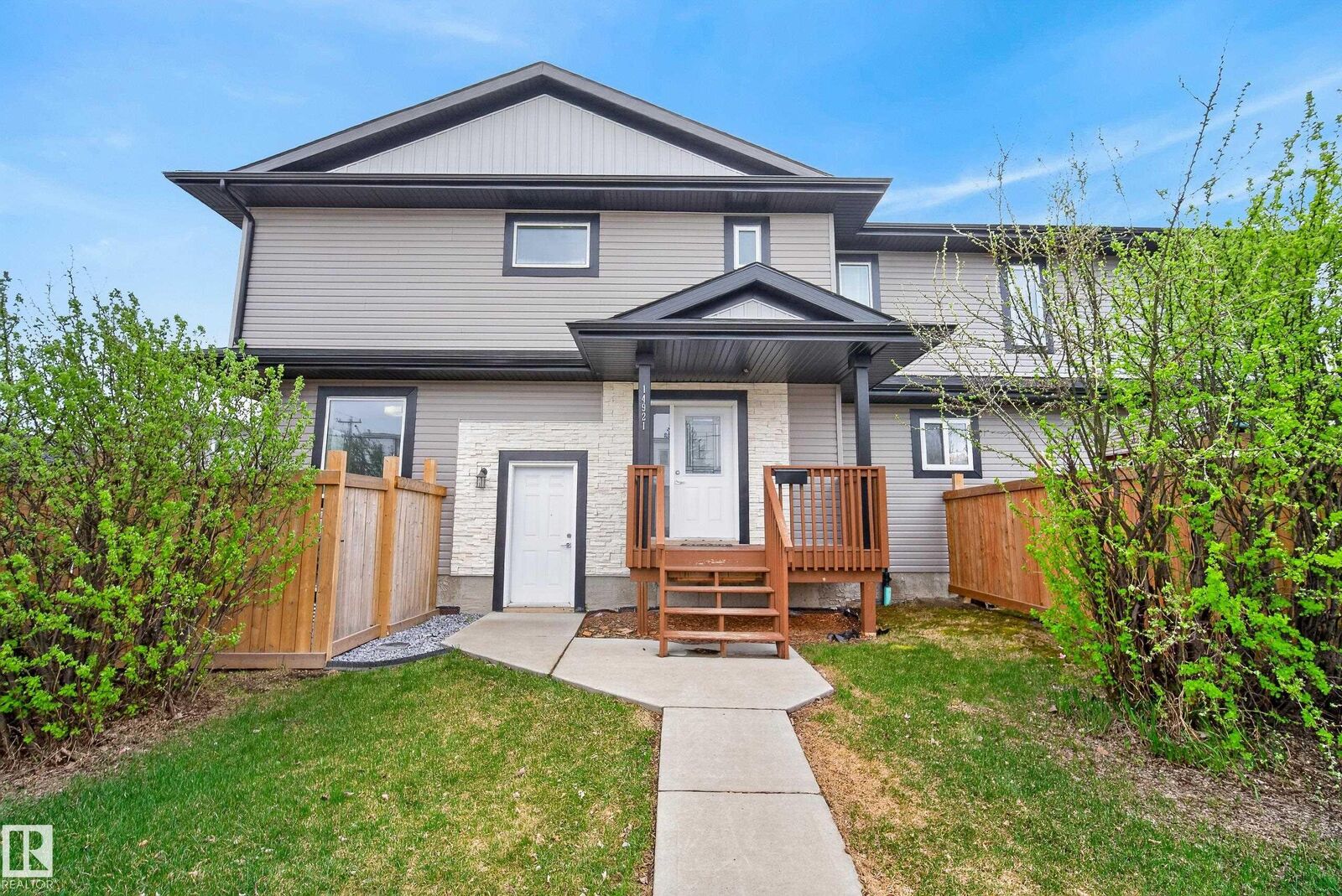 Property Photo:  14921 90 Avenue NW  AB T5R 1E6 