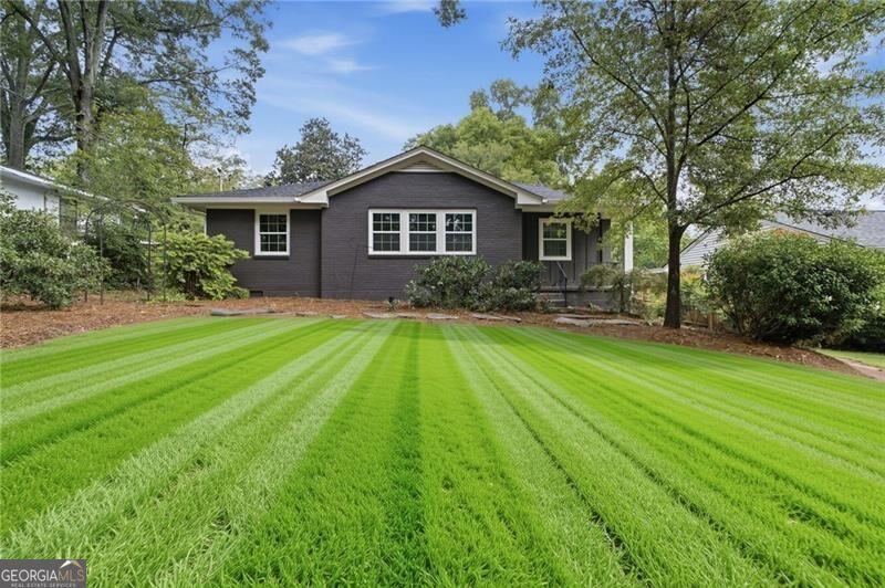 Property Photo:  272 Cascade Drive NW  GA 30064 