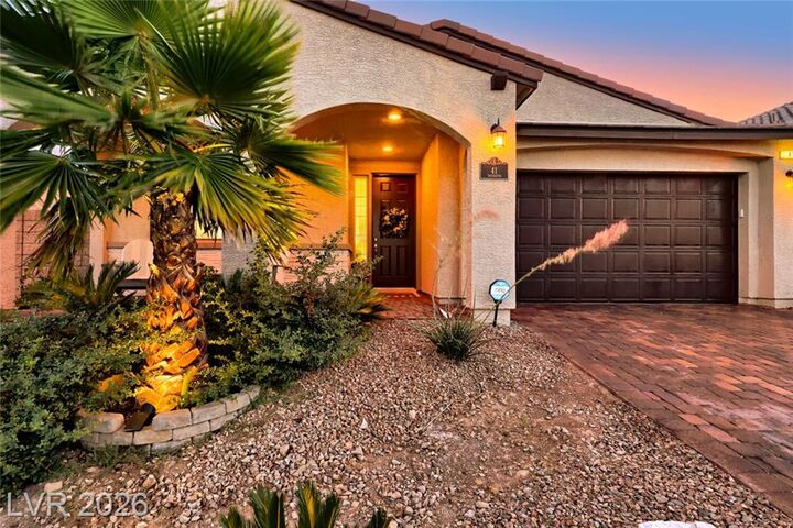 Property Photo:  41 Tatahatso Point Street  NV 89011 
