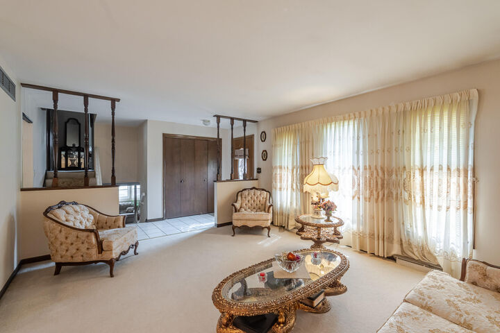 Property Photo:  9609 Northcote Avenue  IN 46321 