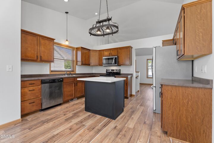 Property Photo: 1021 Lasalle Drive ND 58503