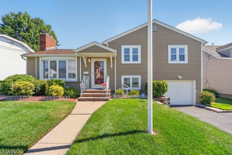 Property Photo:  105 Mountainview Dr  NJ 07013 