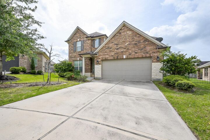 Property Photo:  7 Florentino Vine Place  TX 77354 