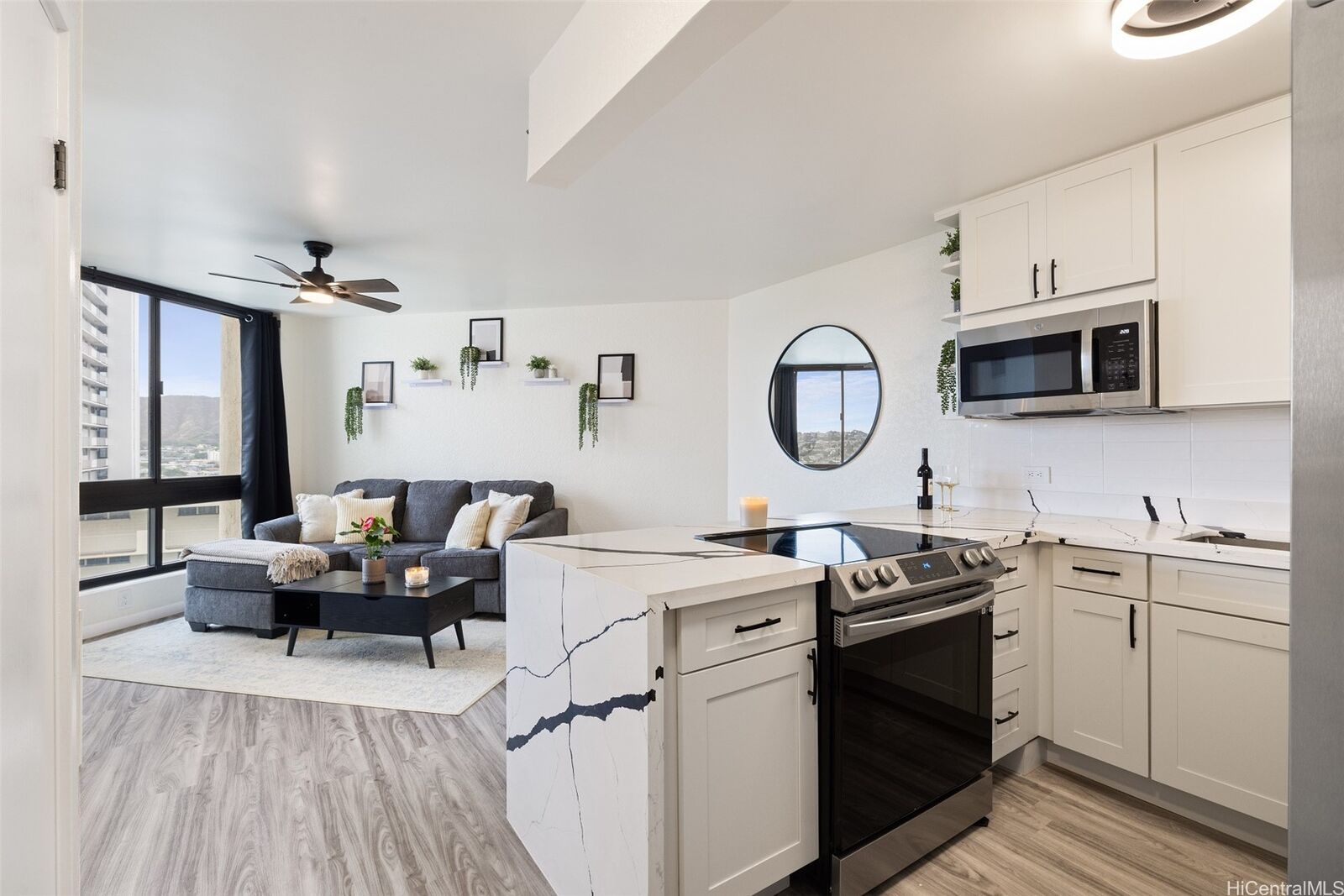 Property Photo:  300 Wai Nani Way 1413  HI 96815 