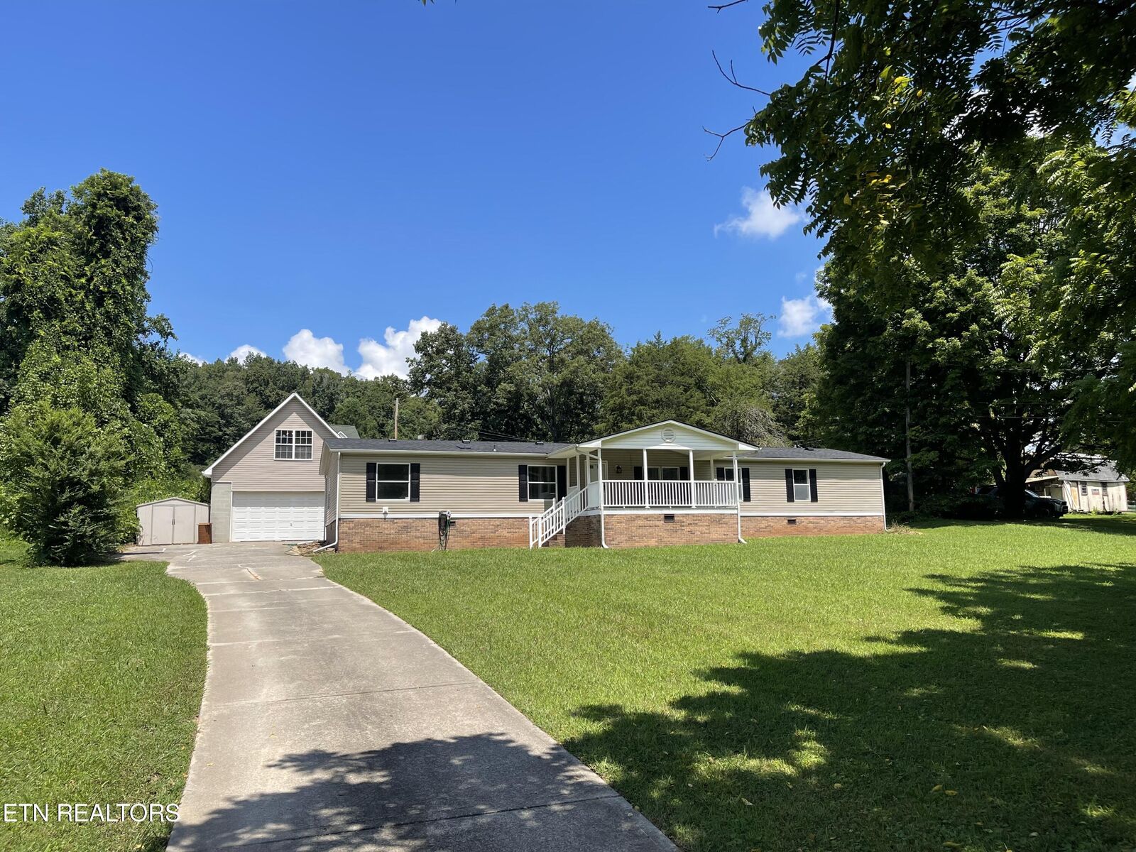 Property Photo:  258 Old Tacora Hills Rd  TN 37716 