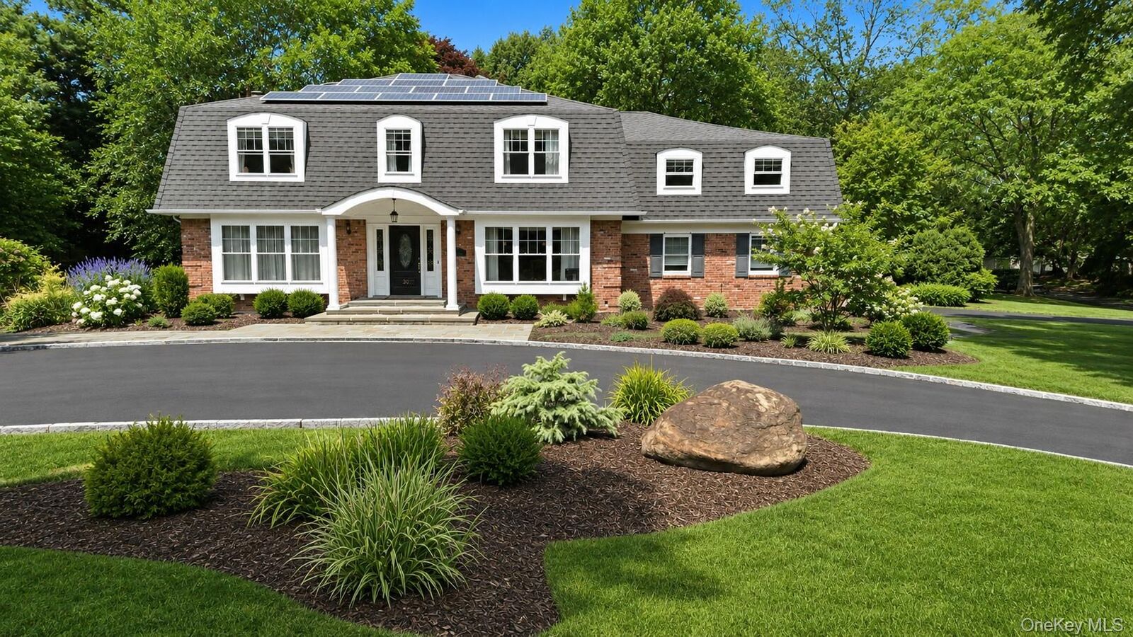 Property Photo:  20 Longacre Drive  NY 11743 