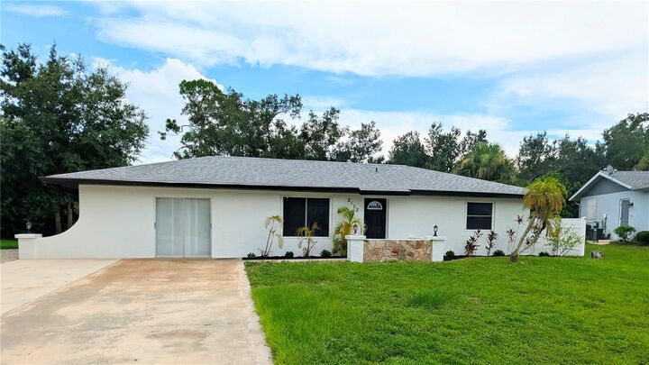 Property Photo: 2152 Basin FL 33952