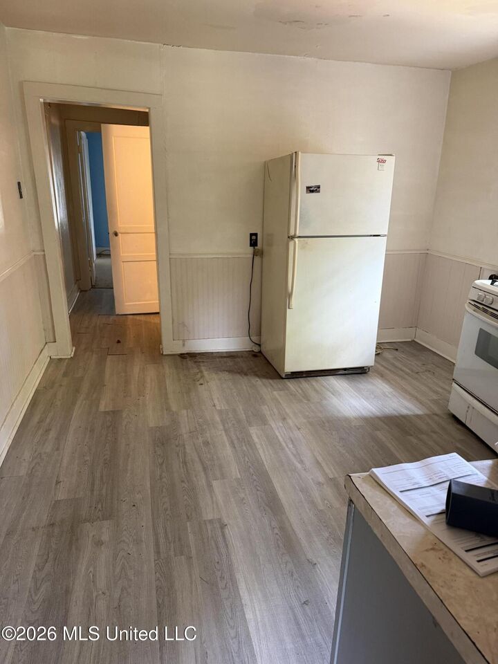 Property Photo:  1525 Oleander Avenue  MS 39501 