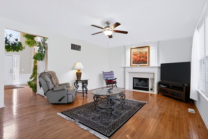 Property Photo: 6216 Salisbury Lane IN 46062