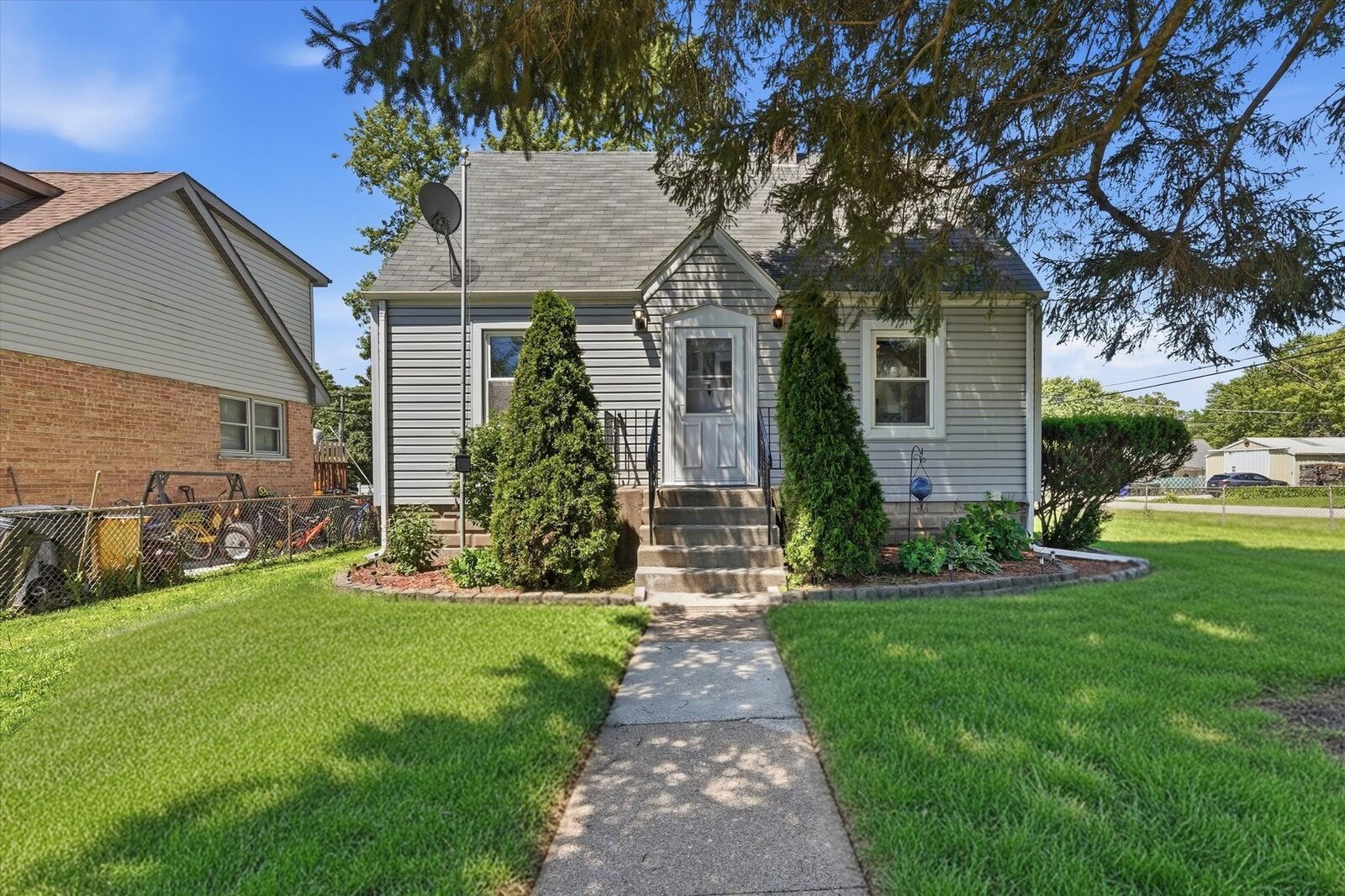 Property Photo:  11800 S Ridgeway Avenue  IL 60803 