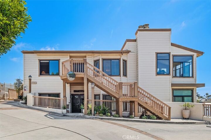 Property Photo: 410 Pasadena Ct 15 CA 92672