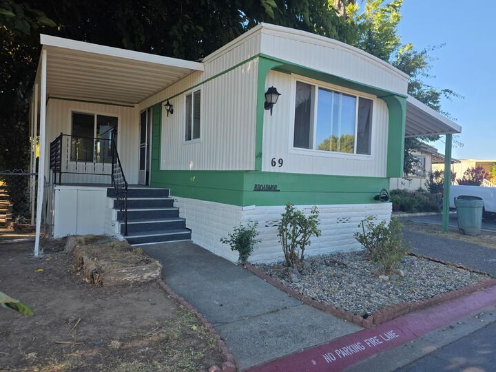 Property Photo: 69 Kit Road 69 CA 95838