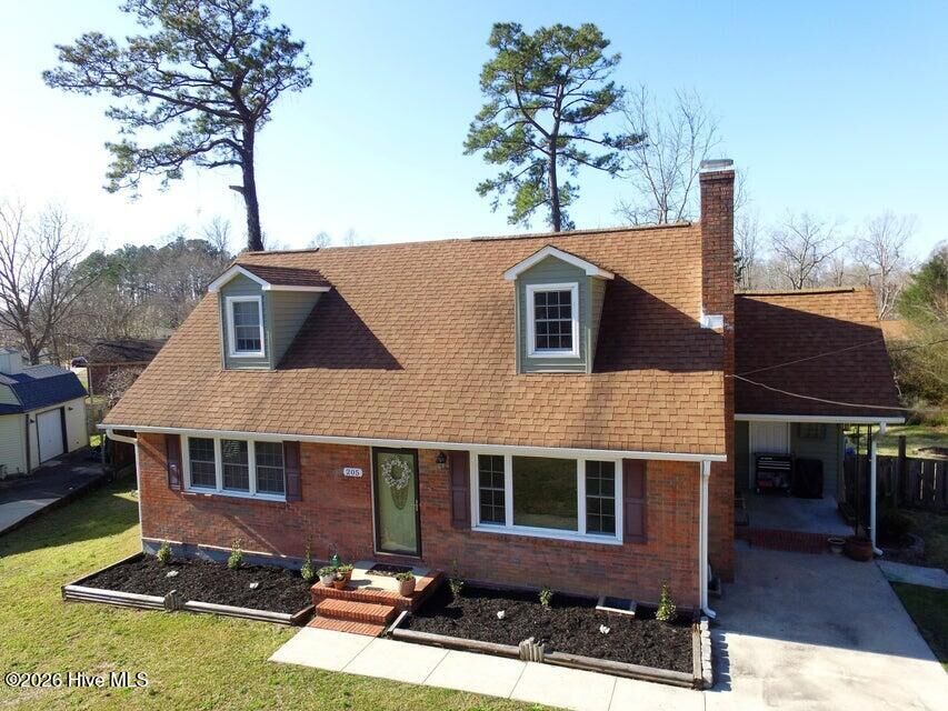 Property Photo:  205 Jupiter Court  NC 28546 