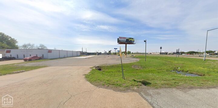 Property Photo: 100 S Service Road AR 72315