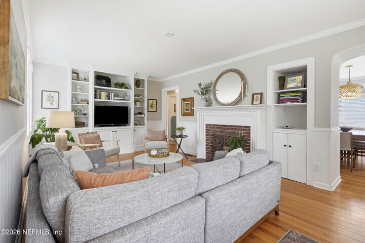 Property Photo:  1692 Pershing Road  FL 32205 