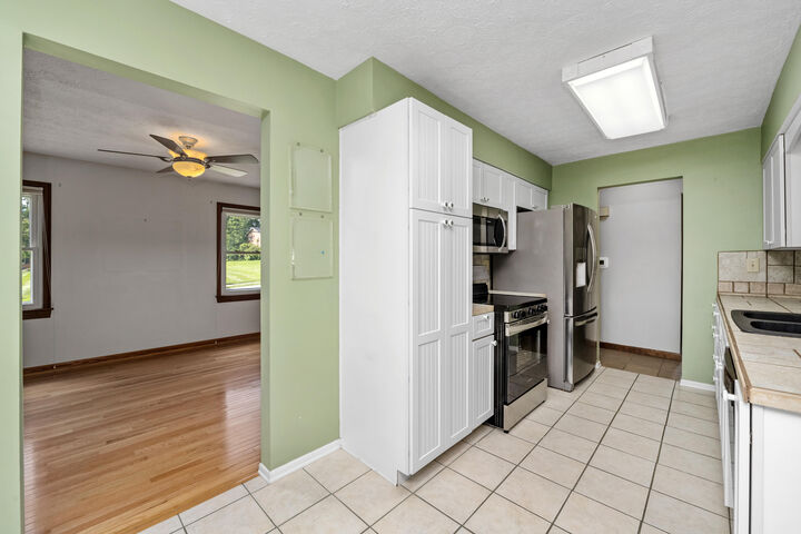 Property Photo:  1129 Cayton Road  KY 41042 