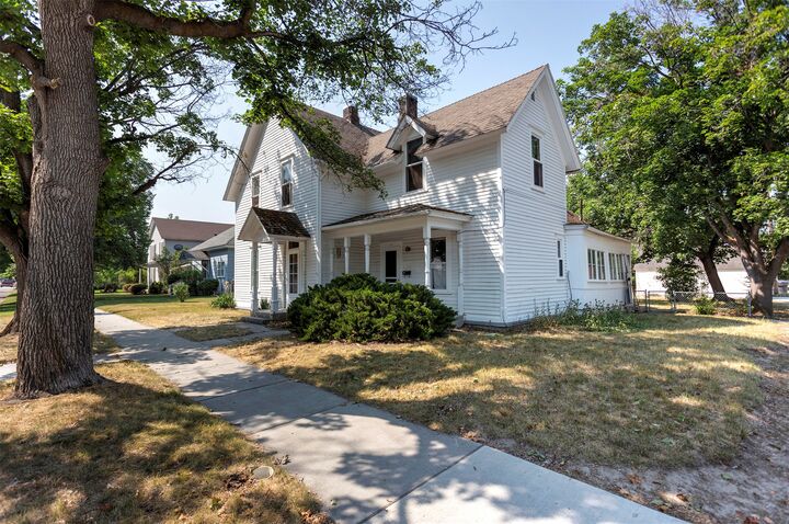 Property Photo:  501 S 3rd Street  MT 59840 