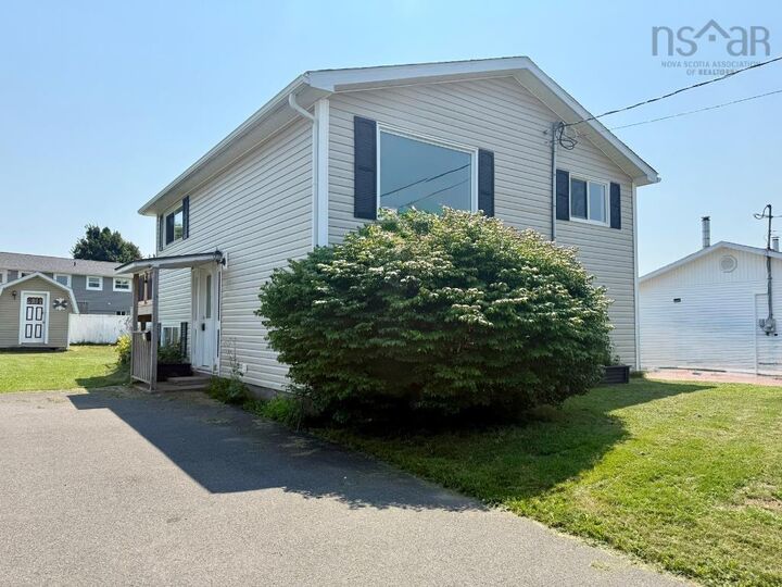 Property Photo:  20 Dickey Street  NS B4H 2H9 