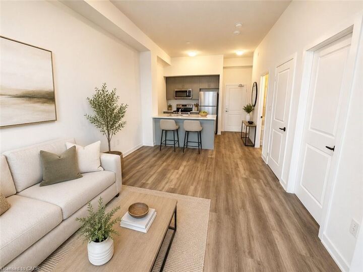 Property Photo: 470 Dundas Street E 503 ON L0R 2H4