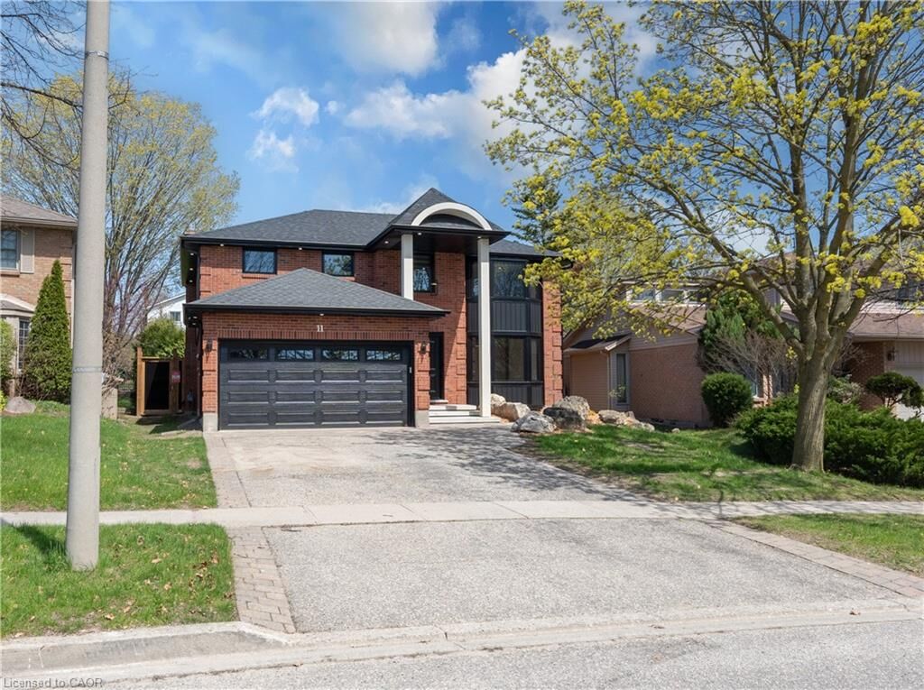 Property Photo:  11 Bridlewood Drive  ON N1G 4A5 