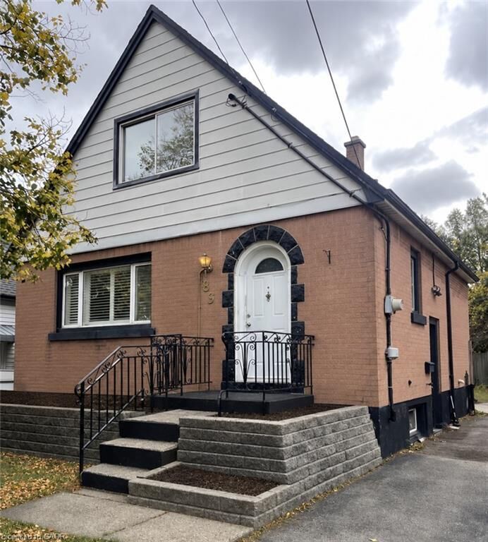 Property Photo:  83 East 41st Street  ON L8T 2Z5 
