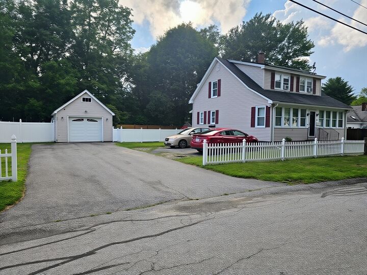 Property Photo:  15 Dinsmore Street  MA 01852 