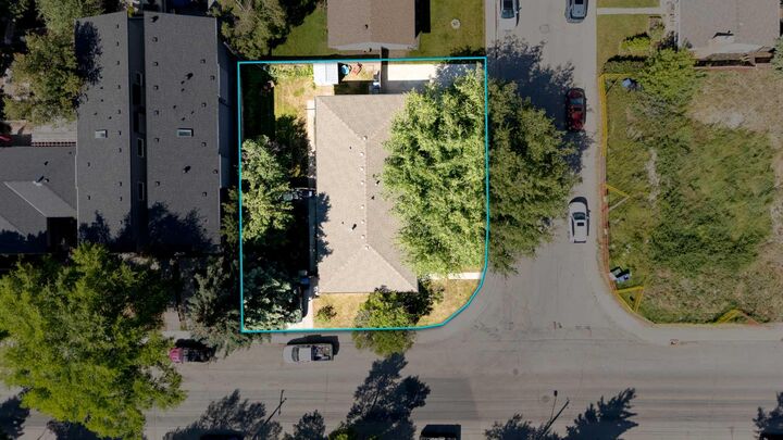Property Photo: 3803 4 Avenue SW AB T3C 0B5