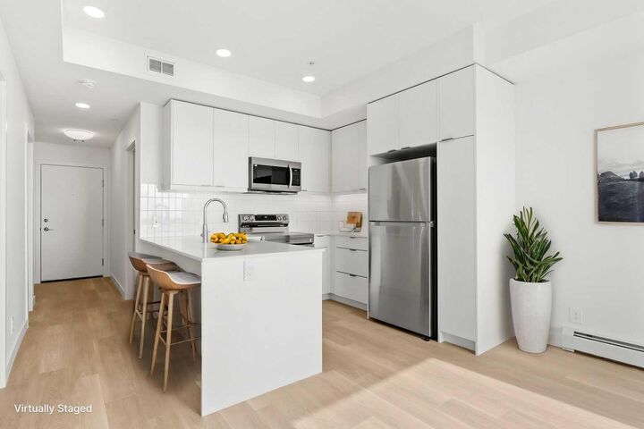 Property Photo:  8500 19 Avenue SE 2504  AB T2A 0M8 