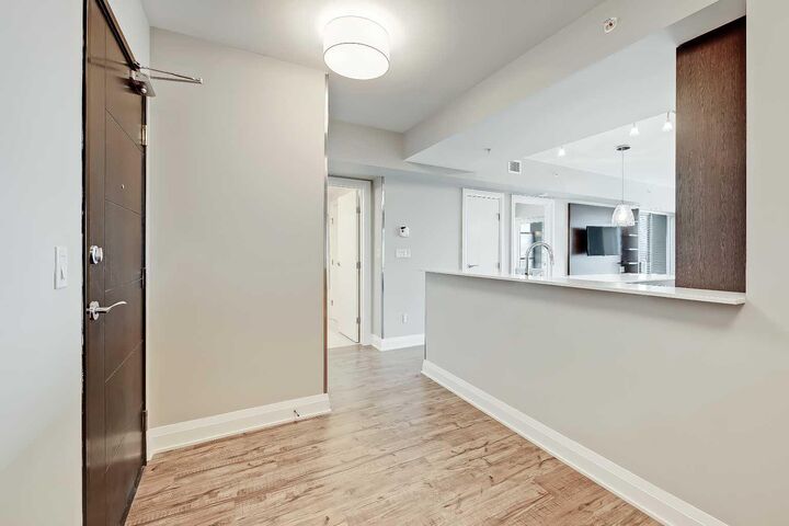 Property Photo: 930 6 Avenue SW 2205 AB T2P 1J3